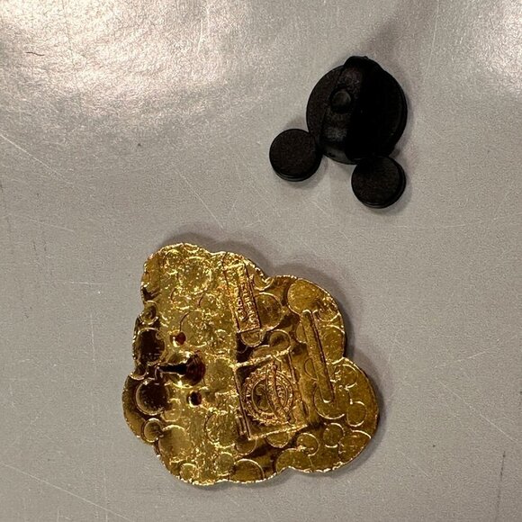 Disney Flounder Fish Trading Pin Little Mermaid Ariel Good Swimmer Lapel Pin - Picture 6 of 7